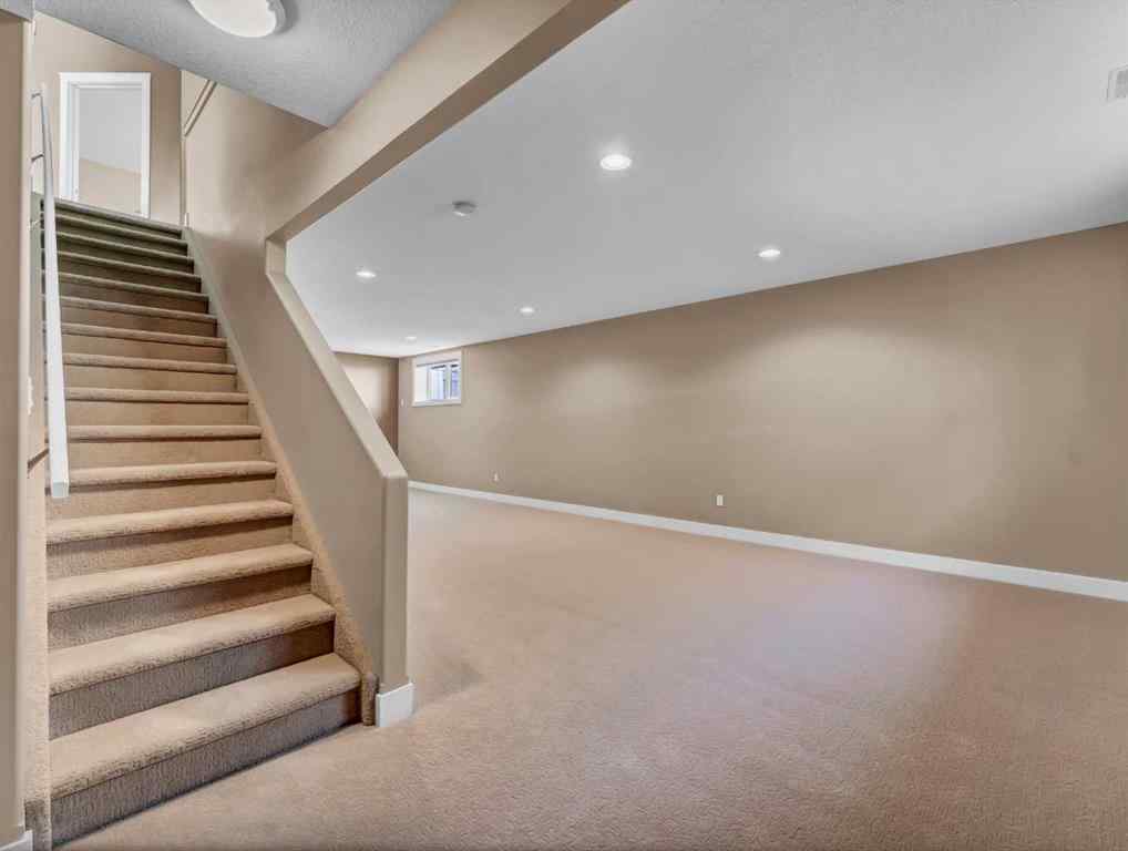 MLS® A2249240 - 12 Cottonwood Bay SW in Cottonwood Medicine Hat, Residential
