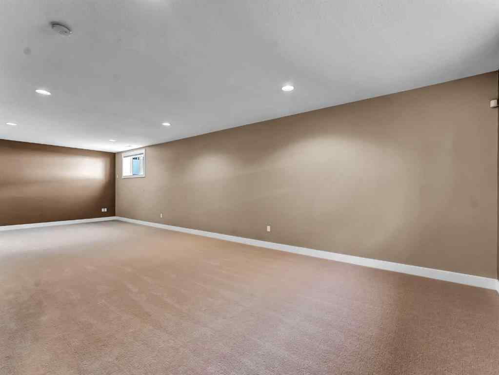 MLS® A2249240 - 12 Cottonwood Bay SW in Cottonwood Medicine Hat, Residential