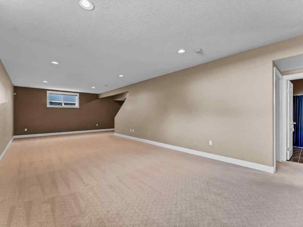 MLS® A2249240 - 12 Cottonwood Bay SW in Cottonwood Medicine Hat, Residential