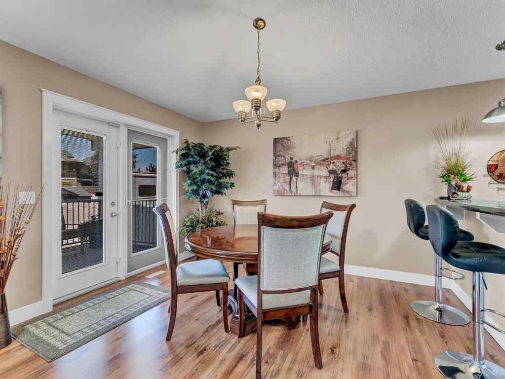 MLS® A2249240 - 12 Cottonwood Bay SW in Cottonwood Medicine Hat, Residential