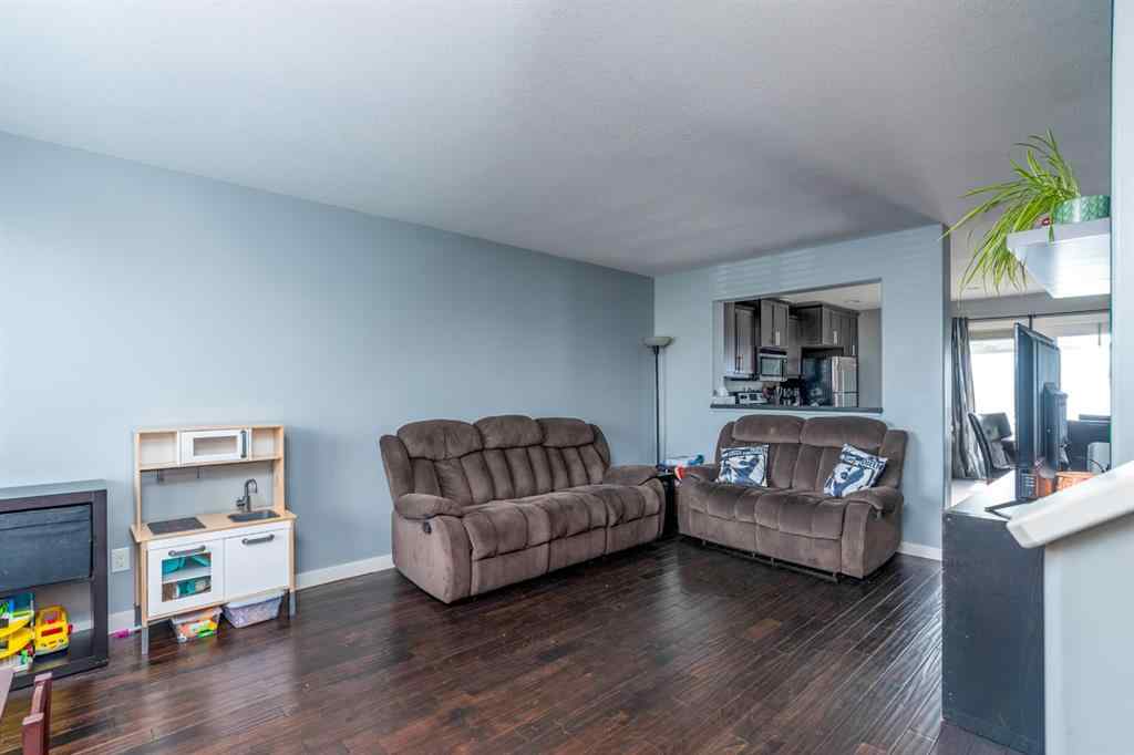 MLS® A2249242 - Unit #4 4118 41 Avenue   in Larsen Grove Lloydminster, Residential