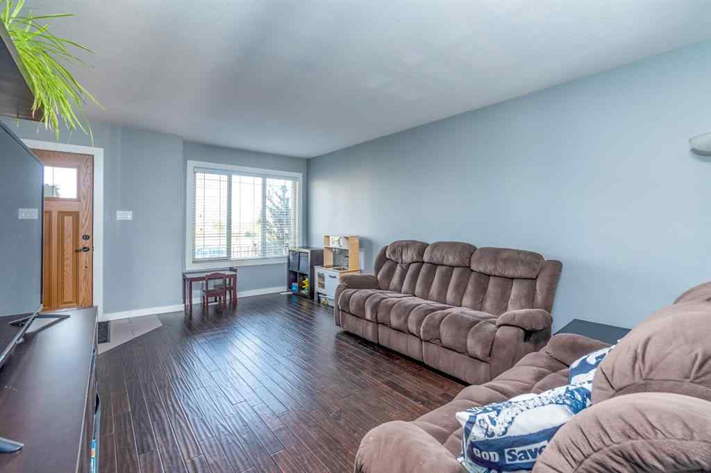 MLS® A2249242 - Unit #4 4118 41 Avenue   in Larsen Grove Lloydminster, Residential