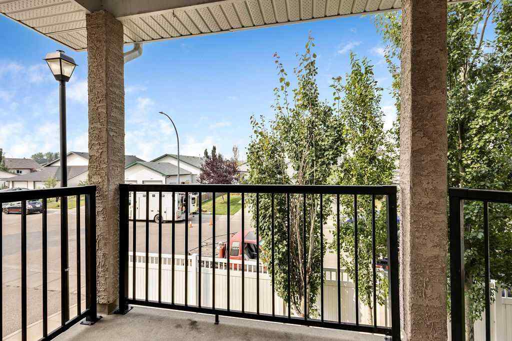 MLS® A2249255 - 135 Strathcona Circle  in Strathaven Strathmore, Residential