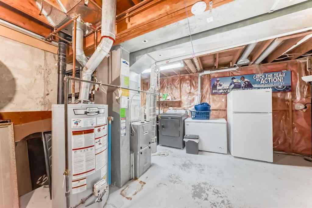 MLS® A2249262 - 549 Queenston Gardens SE in Queensland Calgary, Residential