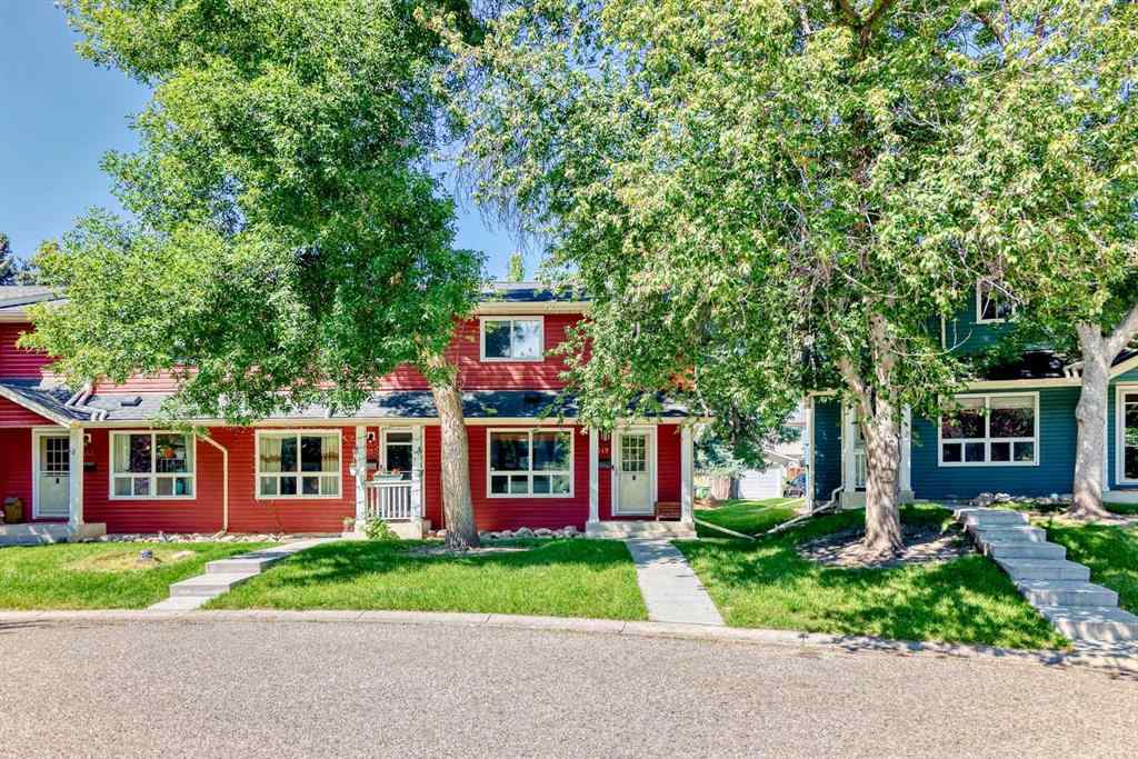 MLS® A2249262 - 549 Queenston Gardens SE in Queensland Calgary, Residential