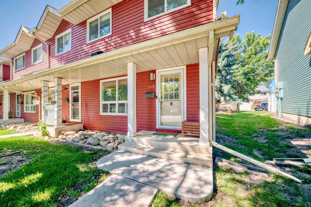 MLS® A2249262 - 549 Queenston Gardens SE in Queensland Calgary, Residential