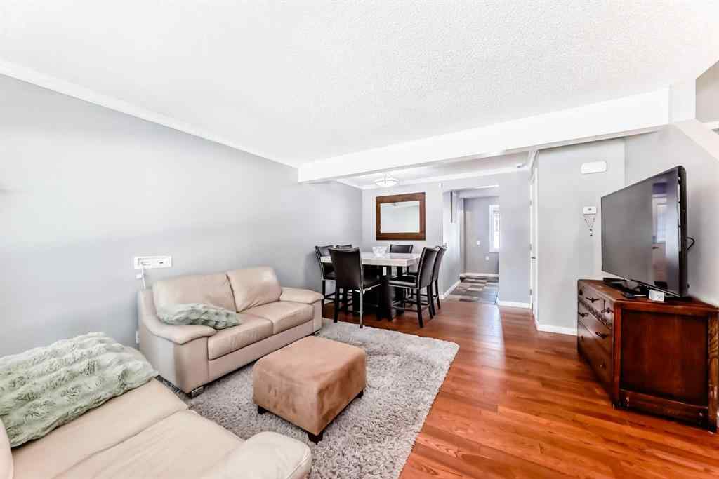 MLS® A2249262 - 549 Queenston Gardens SE in Queensland Calgary, Residential