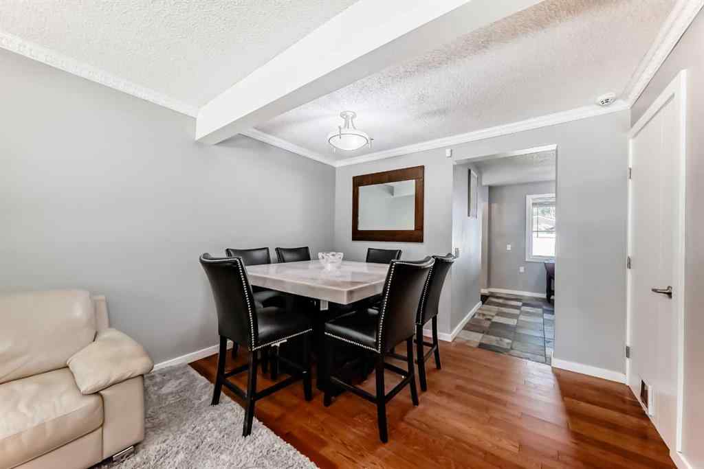MLS® A2249262 - 549 Queenston Gardens SE in Queensland Calgary, Residential