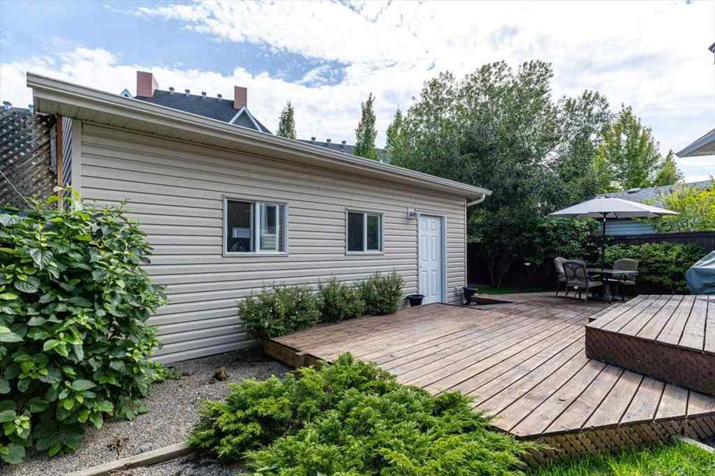 MLS® A2249264 - 140 Eversyde Circle SW in Evergreen Calgary, Residential