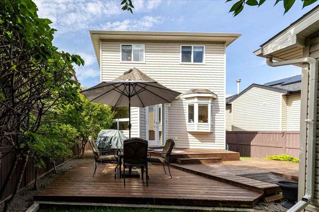 MLS® A2249264 - 140 Eversyde Circle SW in Evergreen Calgary, Residential