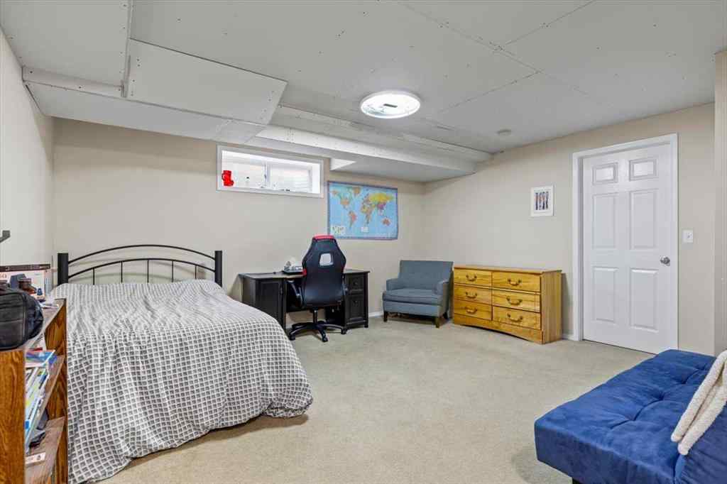 MLS® A2249264 - 140 Eversyde Circle SW in Evergreen Calgary, Residential