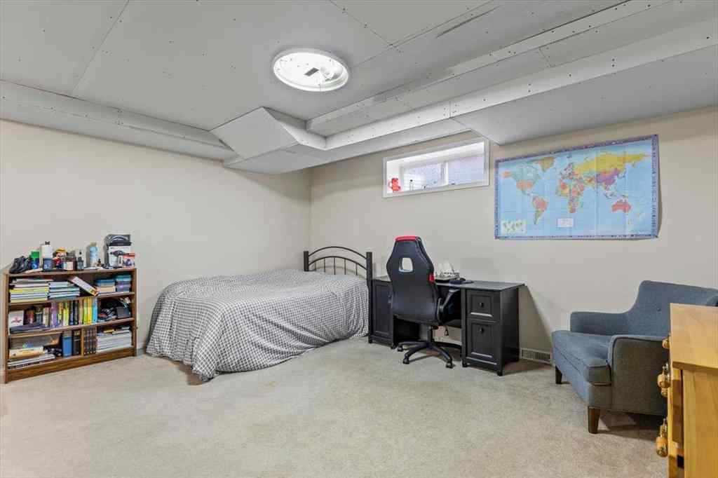MLS® A2249264 - 140 Eversyde Circle SW in Evergreen Calgary, Residential
