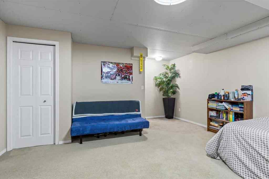 MLS® A2249264 - 140 Eversyde Circle SW in Evergreen Calgary, Residential