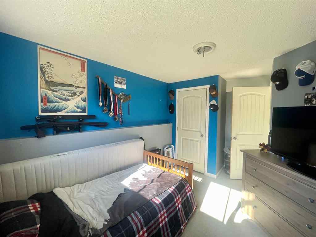 MLS® A2249267 - 5301 15 Ave   in Edson Edson, Residential