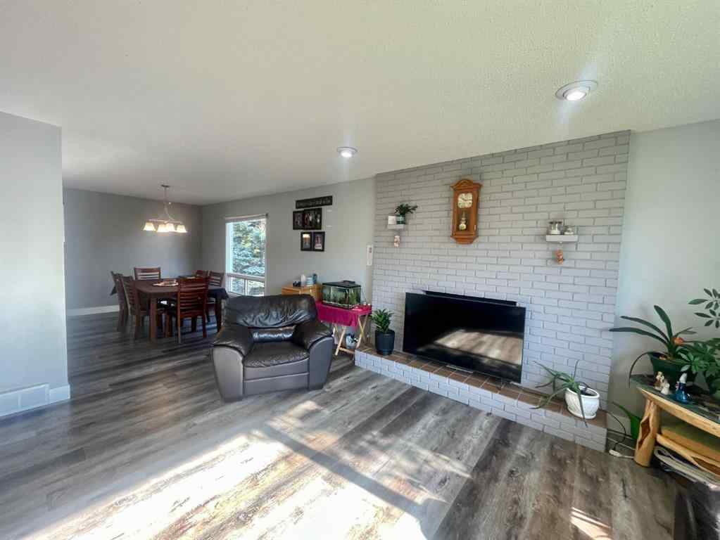 MLS® A2249267 - 5301 15 Ave   in Edson Edson, Residential