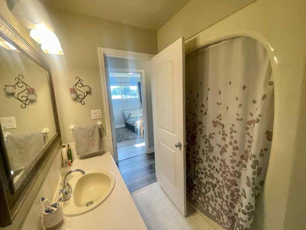 MLS® A2249267 - 5301 15 Ave   in Edson Edson, Residential
