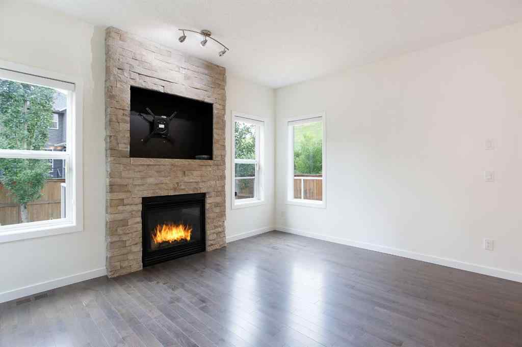 MLS® A2249270 - 9 Cougar Ridge Rise SW in Cougar Ridge Calgary, Residential