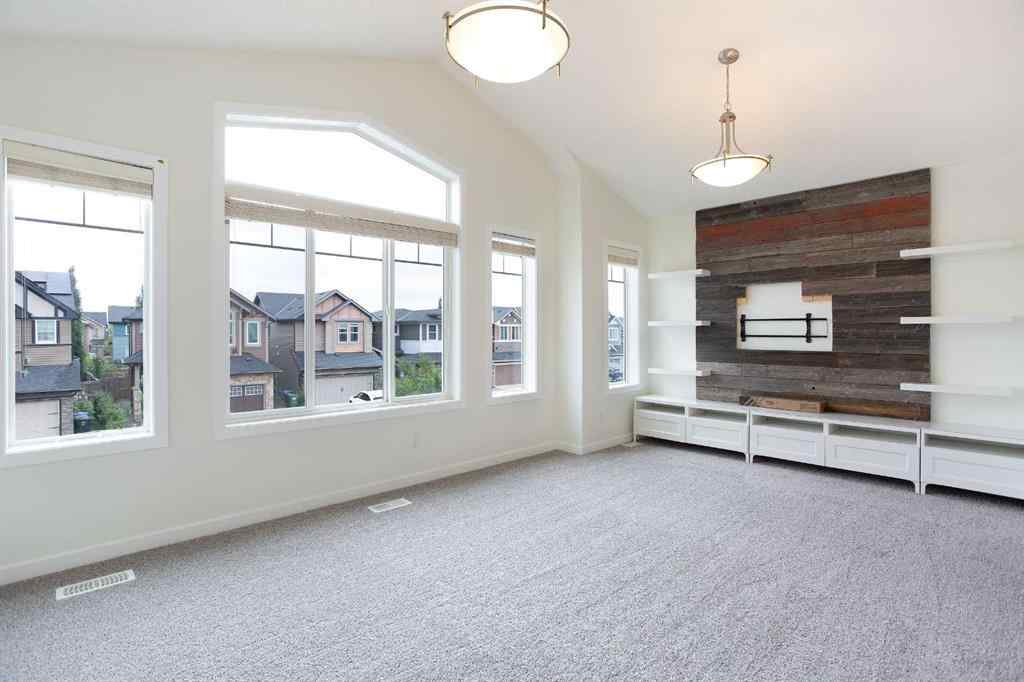 MLS® A2249270 - 9 Cougar Ridge Rise SW in Cougar Ridge Calgary, Residential