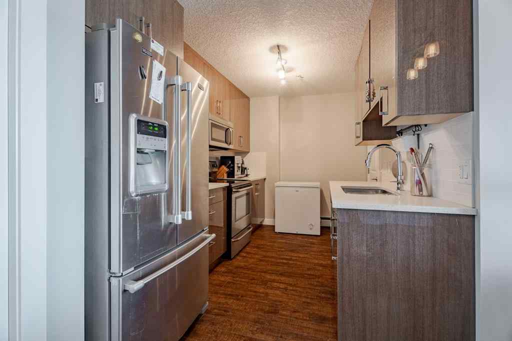 MLS® A2249279 - Unit #403 607 17 Avenue NW in Mount Pleasant Calgary, Residential