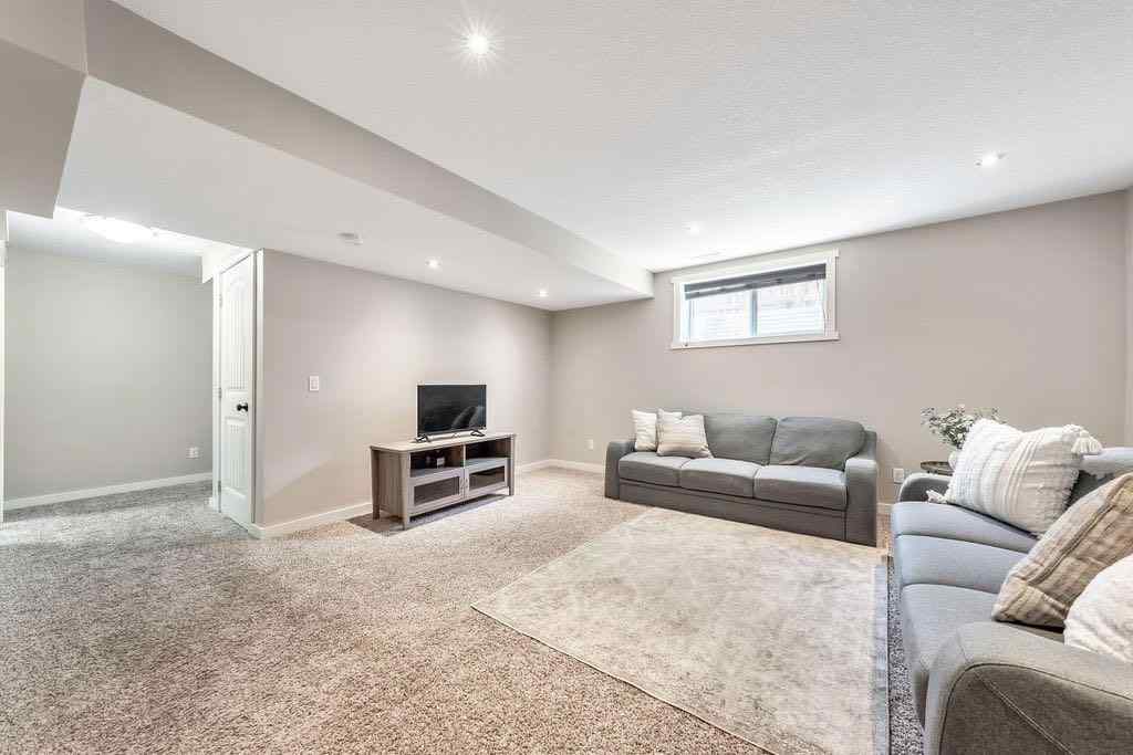 MLS® A2249287 - 1363 Kings Heights Road SE in Kings Heights Airdrie, Residential