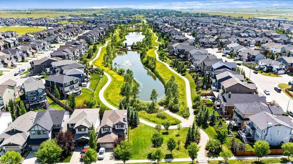 MLS® A2249287 - 1363 Kings Heights Road SE in Kings Heights Airdrie, Residential