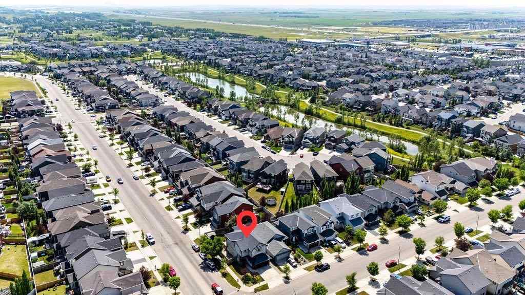 MLS® A2249287 - 1363 Kings Heights Road SE in Kings Heights Airdrie, Residential