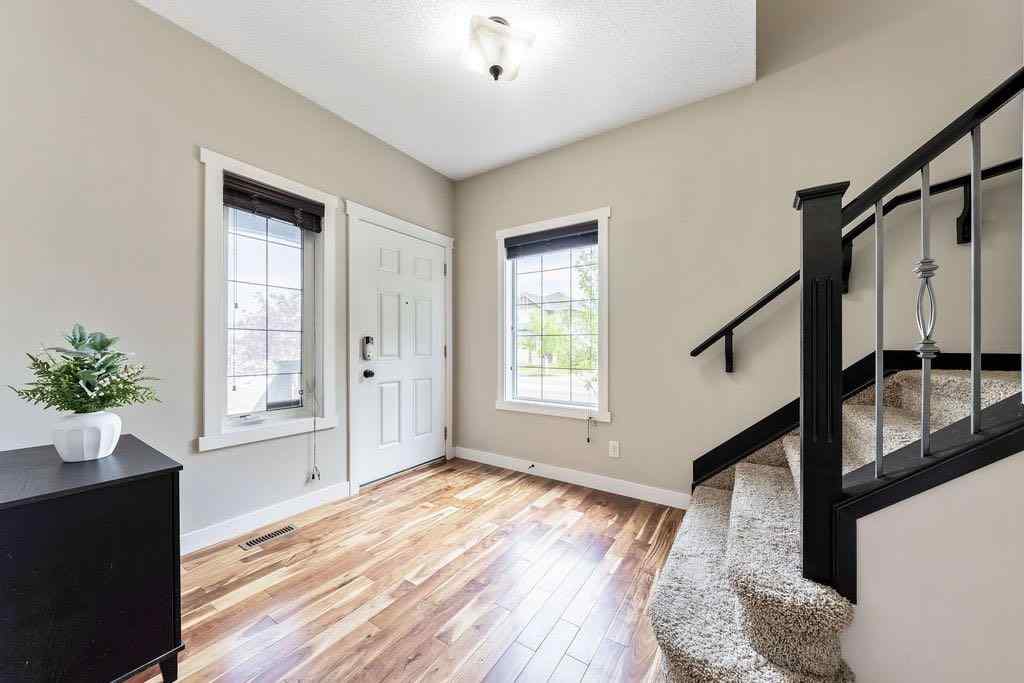 MLS® A2249287 - 1363 Kings Heights Road SE in Kings Heights Airdrie, Residential