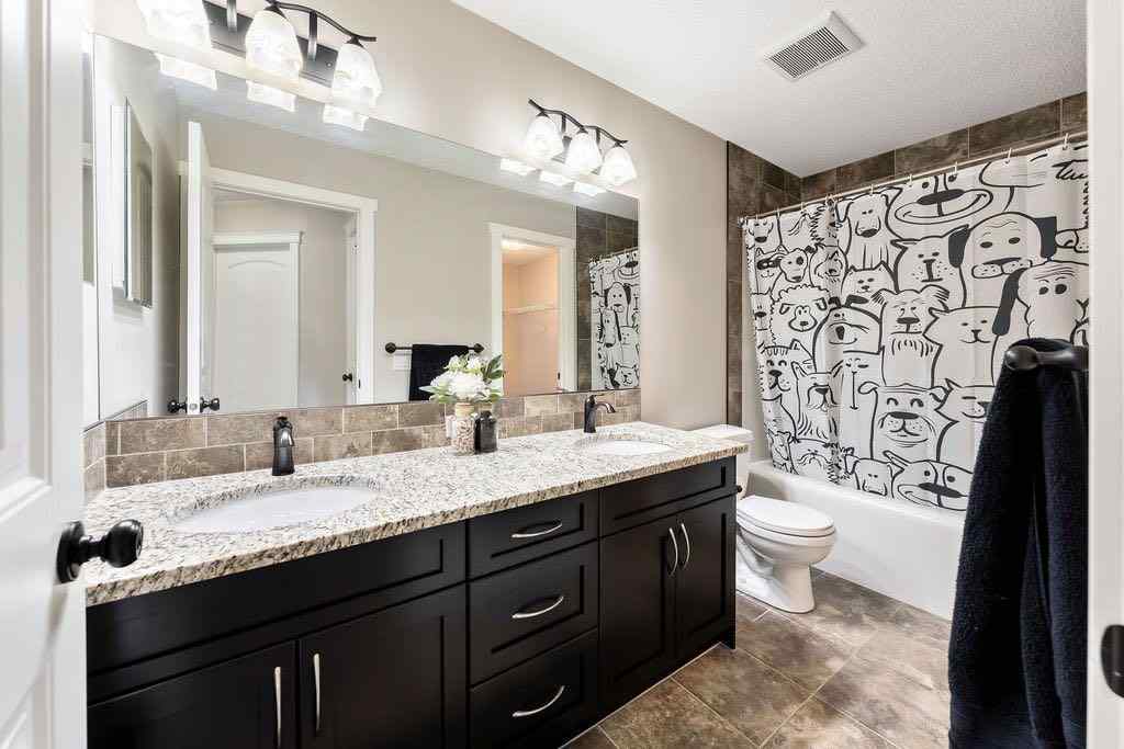 MLS® A2249287 - 1363 Kings Heights Road SE in Kings Heights Airdrie, Residential