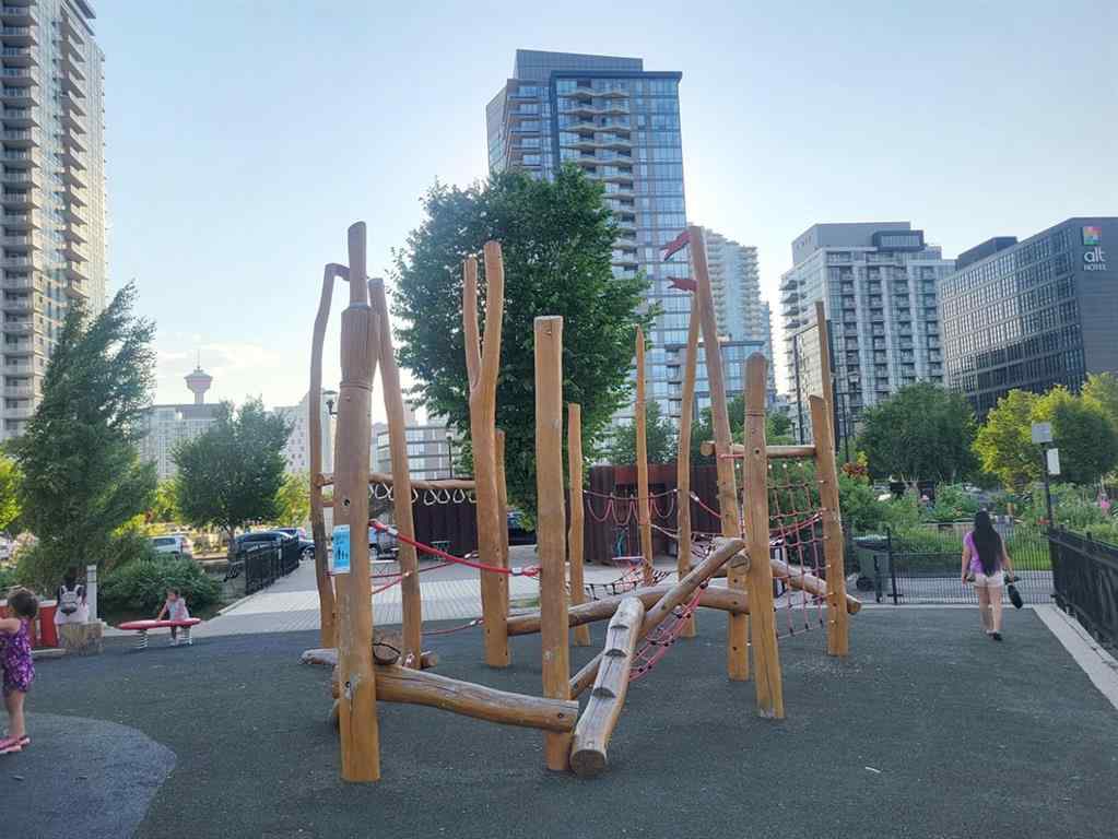 MLS® A2249292 - 111 Confluence Mews SE in Downtown East Village Calgary, Residential