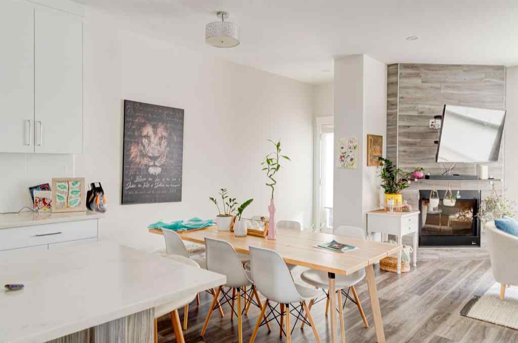 MLS® A2249296 - 2020 40 Street SE in Forest Lawn Calgary, Residential