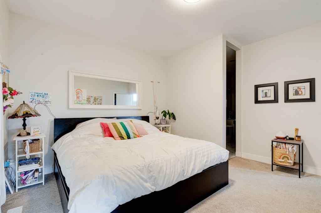 MLS® A2249296 - 2020 40 Street SE in Forest Lawn Calgary, Residential