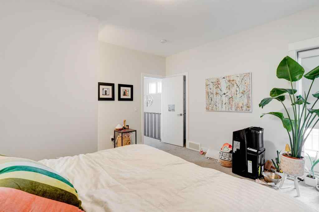 MLS® A2249296 - 2020 40 Street SE in Forest Lawn Calgary, Residential