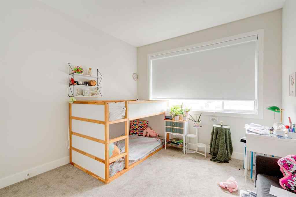 MLS® A2249296 - 2020 40 Street SE in Forest Lawn Calgary, Residential