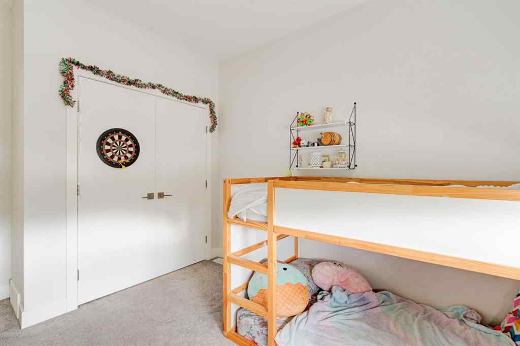 MLS® A2249296 - 2020 40 Street SE in Forest Lawn Calgary, Residential