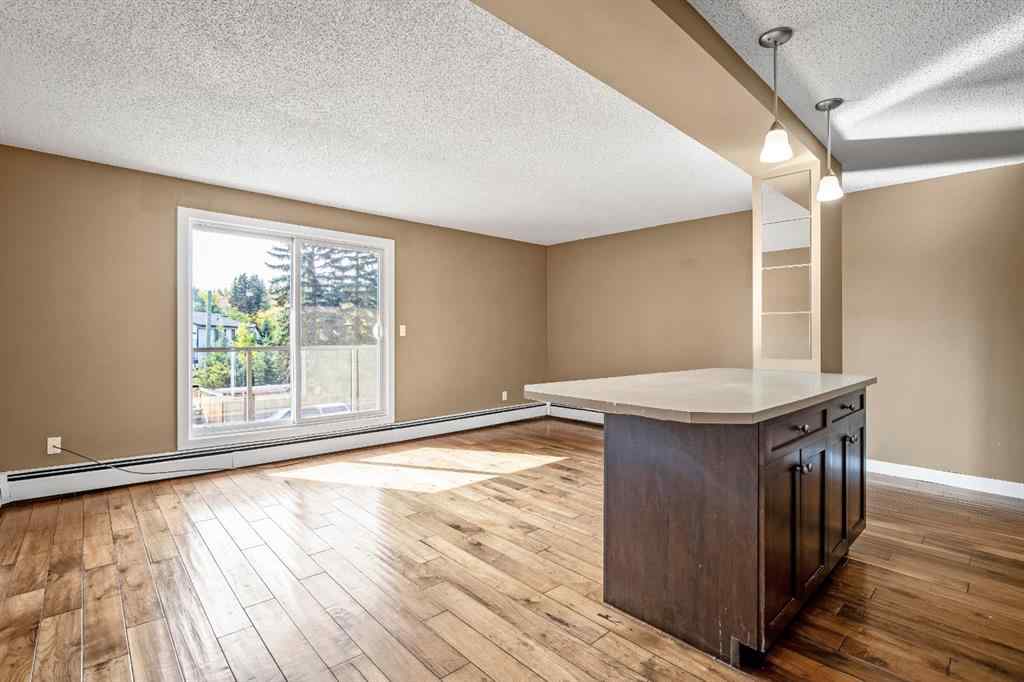 MLS® A2249302 - Unit #301 1828 12 Avenue SW in Sunalta Calgary, Residential