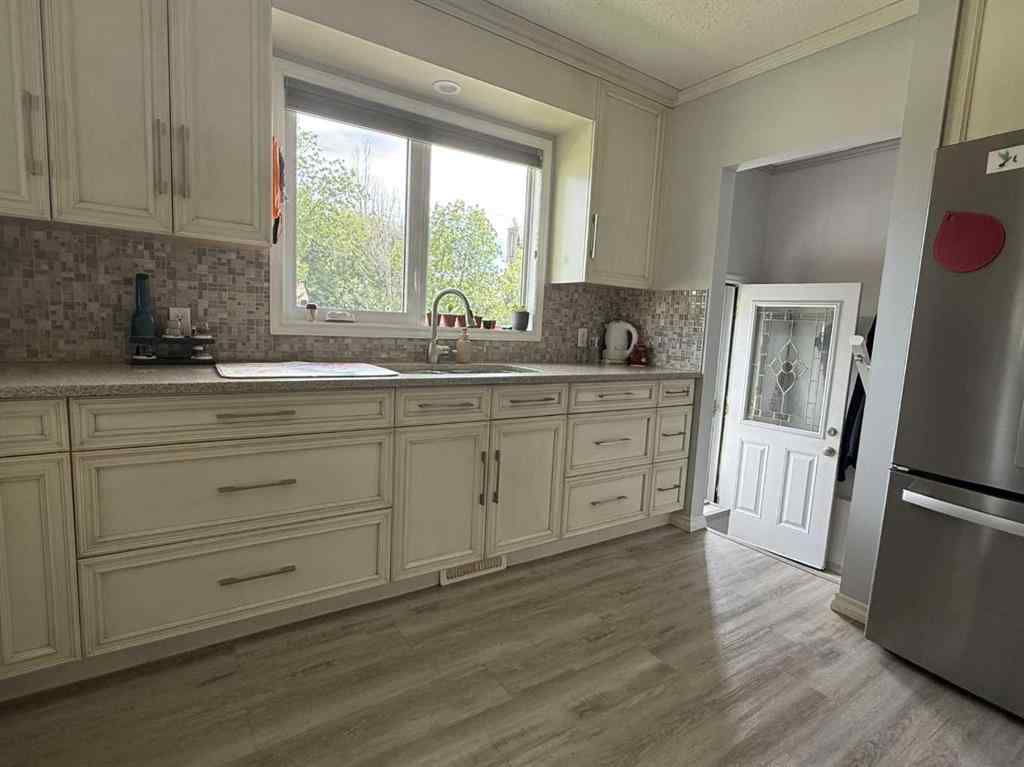 MLS® A2249310 - 219 4 Avenue E in NONE Hanna, Residential