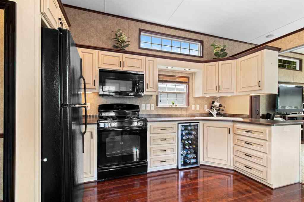 MLS® A2249313 - Unit #19B 10046 Township road 422   in Raymond Shores Rural Ponoka County, Residential