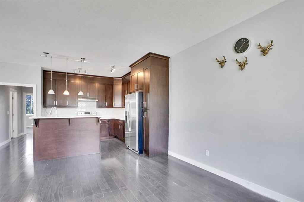 MLS® A2249316 - 2034 44 Street SE in Forest Lawn Calgary, Residential
