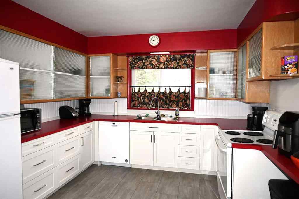 MLS® A2249321 - 11946 20 Avenue  in NONE Blairmore, Residential