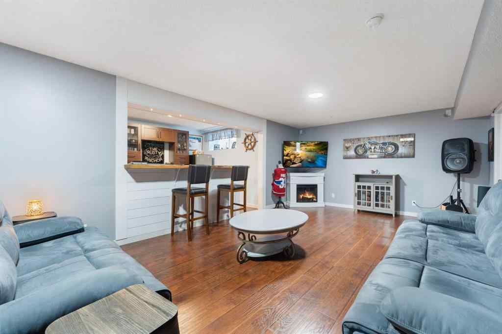 MLS® A2249328 - 7 Westridge Green  in Westridge Okotoks, Residential