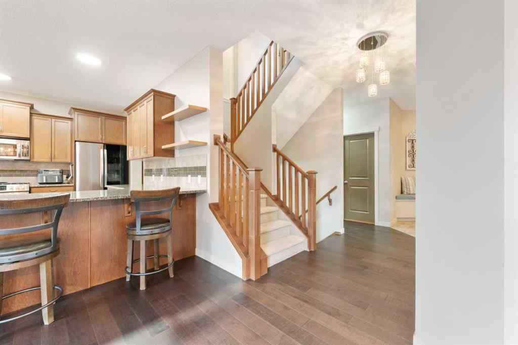 MLS® A2249328 - 7 Westridge Green  in Westridge Okotoks, Residential