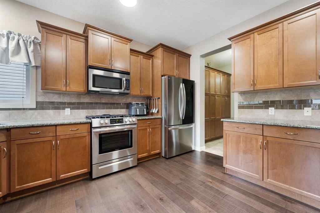 MLS® A2249328 - 7 Westridge Green  in Westridge Okotoks, Residential