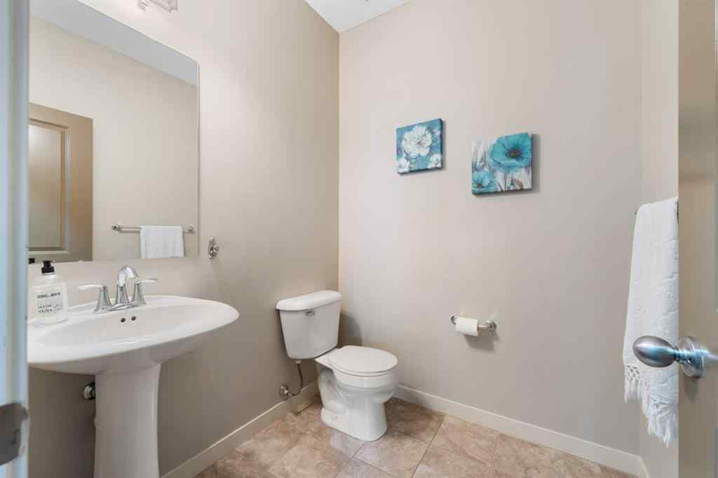 MLS® A2249328 - 7 Westridge Green  in Westridge Okotoks, Residential