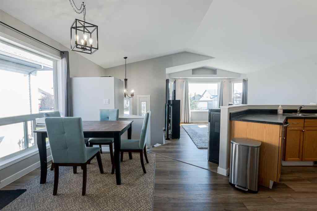 MLS® A2249339 - 10746 72 Avenue  in Mission Heights Grande Prairie, Residential