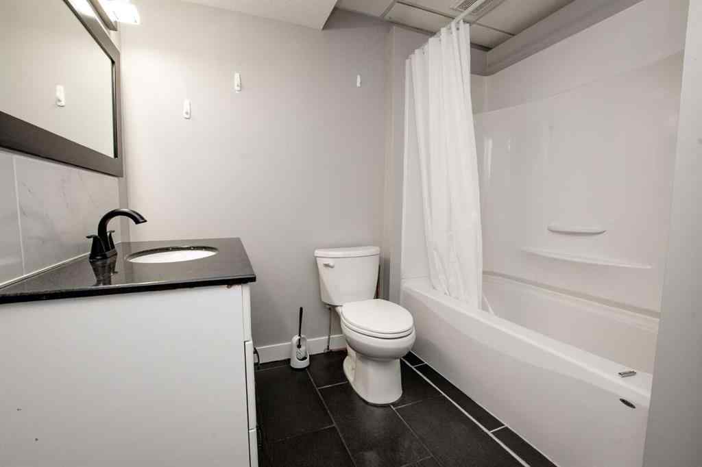 MLS® A2249339 - 10746 72 Avenue  in Mission Heights Grande Prairie, Residential