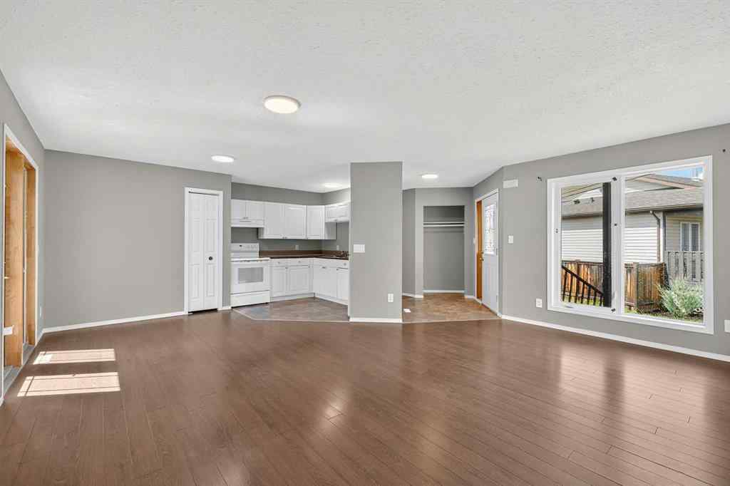 MLS® A2249340 - 5510 52 Street  in NONE Bashaw, Residential