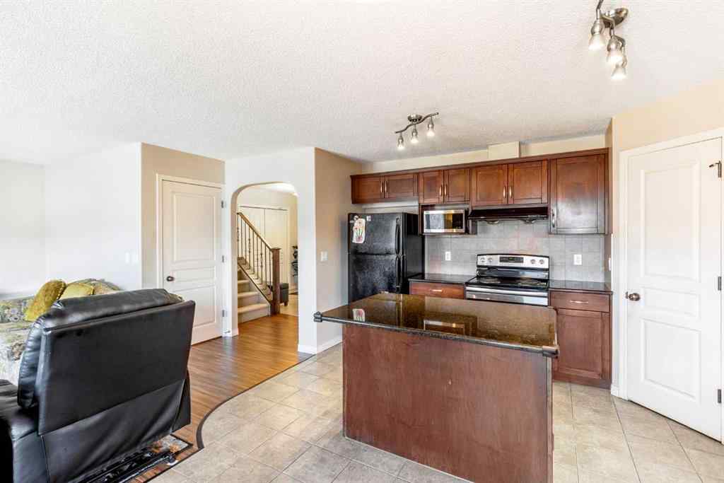 MLS® A2249344 - 15 Kingsland Way SE in Kings Heights Airdrie, Residential