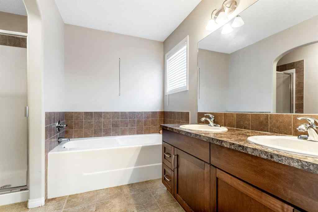 MLS® A2249344 - 15 Kingsland Way SE in Kings Heights Airdrie, Residential