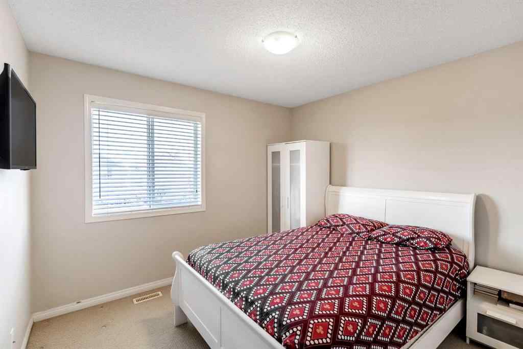 MLS® A2249344 - 15 Kingsland Way SE in Kings Heights Airdrie, Residential