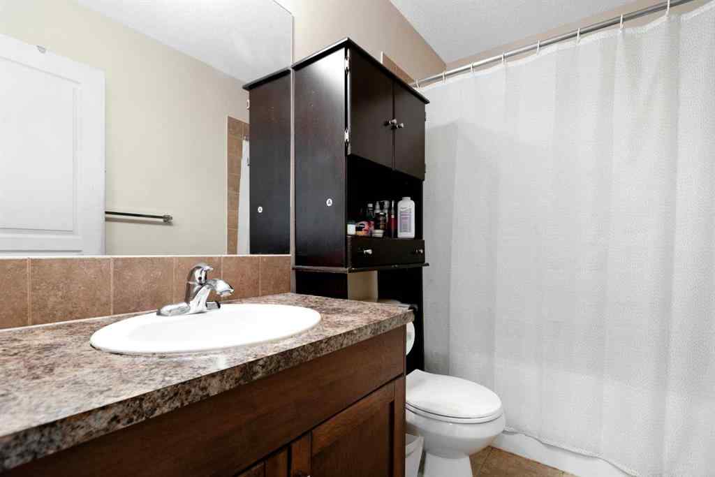 MLS® A2249344 - 15 Kingsland Way SE in Kings Heights Airdrie, Residential
